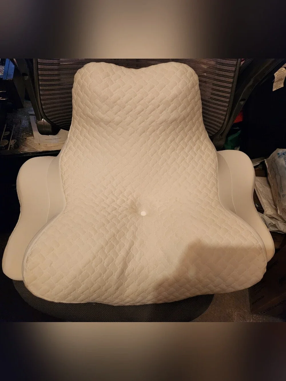 Orthopedic Quilted Seat Cushion - Cream Comfort. Ergonomic memory foam cervical